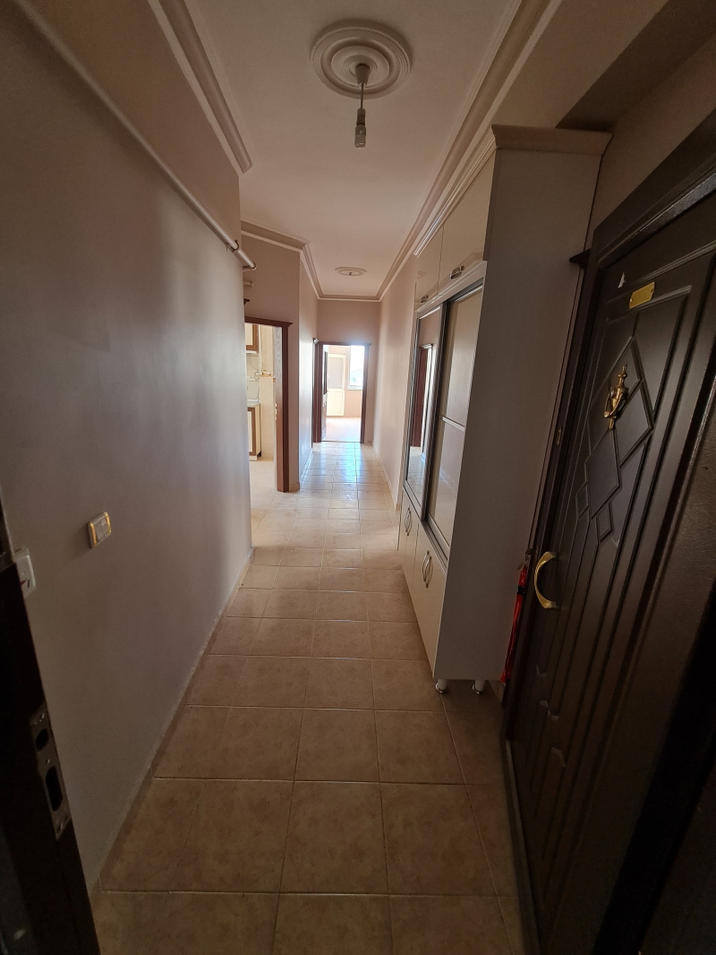 SIRRI KARDE LK RETM OKULU YANI KRALIK DARE  ilan Grseli 6