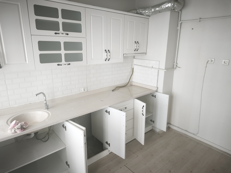 Valilik Arkas� Merkezi Konumda 2+1 Sat�l�k Daire  ilan G�rseli