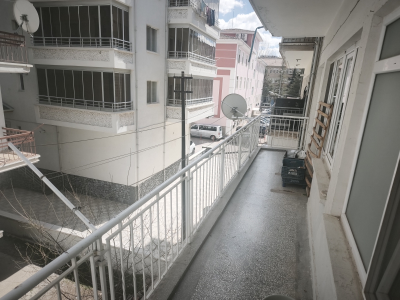 Valilik Arkas� Merkezi Konumda 2+1 Sat�l�k Daire  ilan G�rseli 15