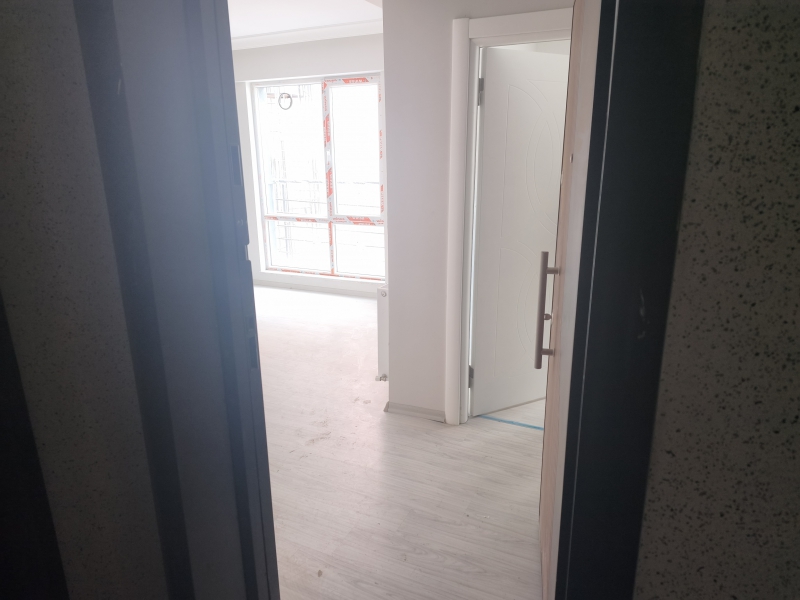 TERME CADDES� ARASI  �N�VERS�TE G�ZERGAHINDA 1+1 SATILIK DA�RE ilan G�rseli 8