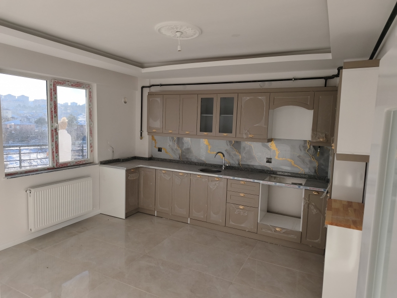 K�r�ehir Kayaba�� Mahallesinde S�f�r 4+1 Geni� Daire ilan G�rseli 3